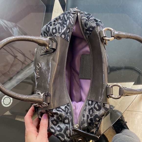 Cheetah coach bag great condition - Picture 3 of 4